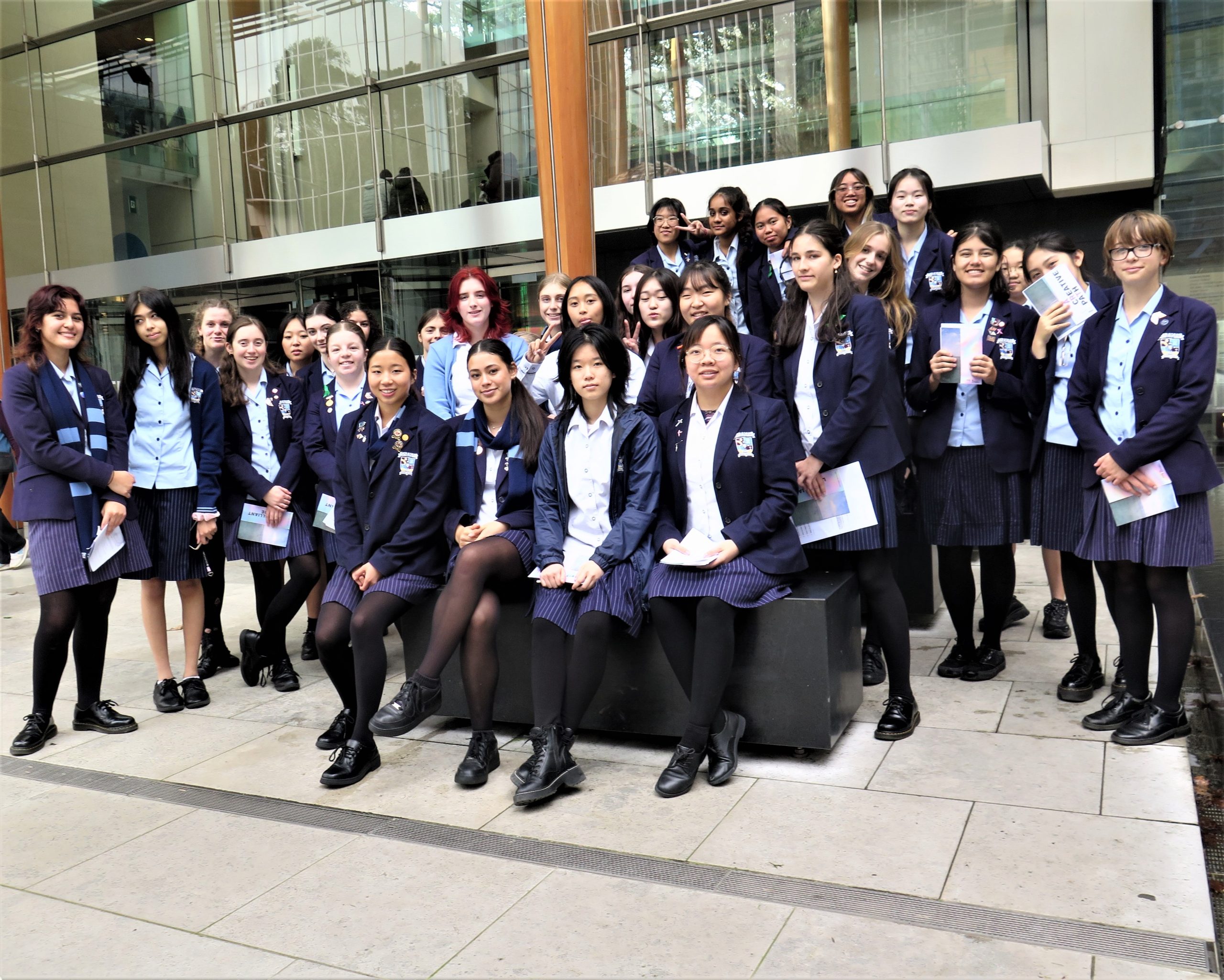 Read more about the article Art Trip to the Auckland City Art Gallery to see Light from the Tate