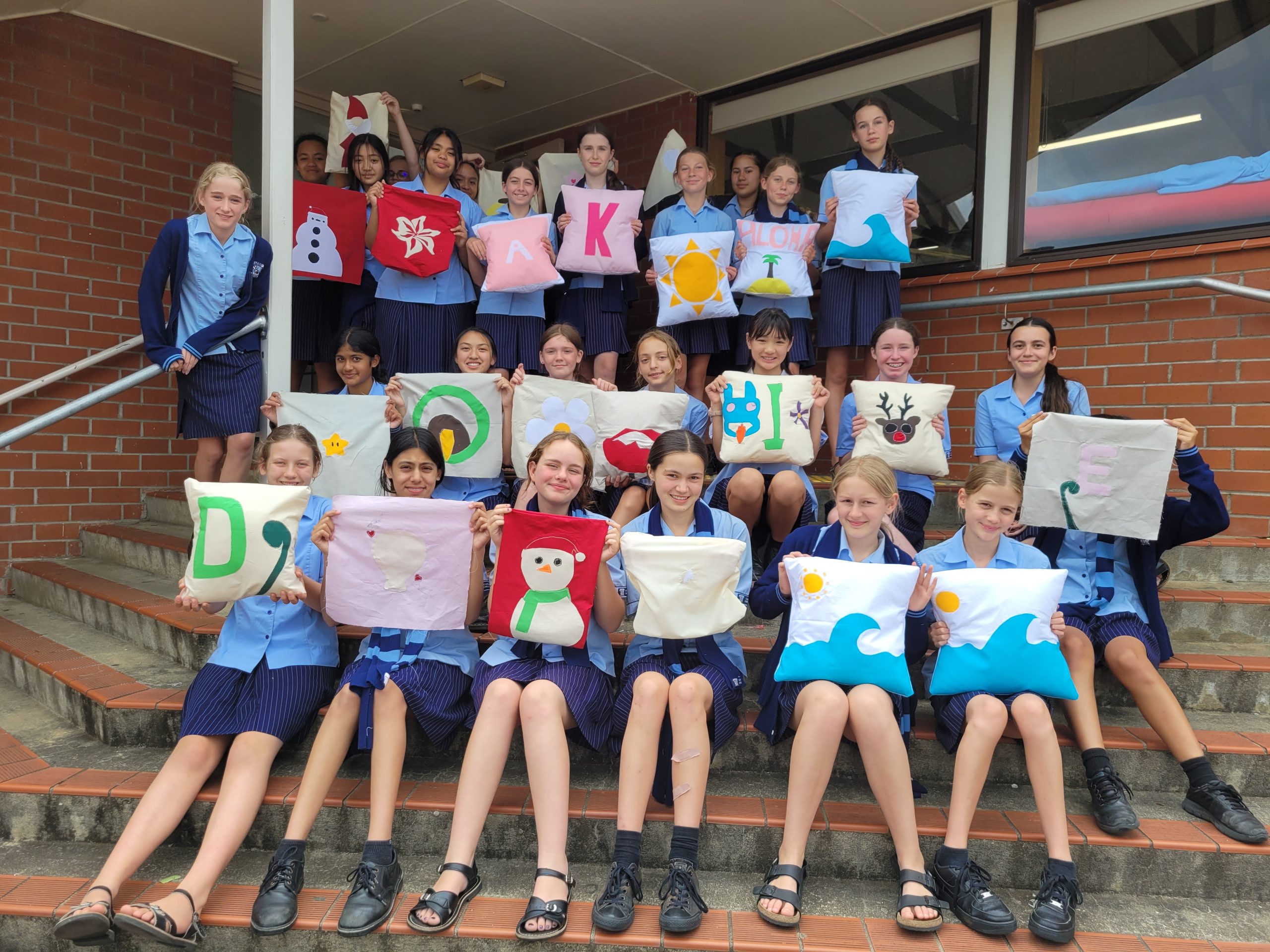 Read more about the article Year 8 Cushion Making